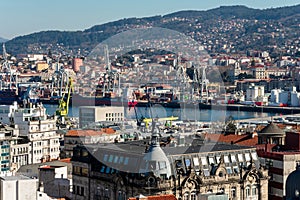 Vigo port and the city, Ria de Vigo