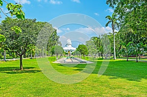 Viharamahadevi Park of Colombo photo