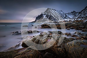 Vikten coastline dusk