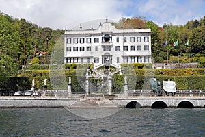 Villa Carlotta on lake Como photo