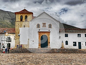 Villa de Leyva frontal church