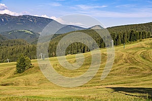 Obec Donovaly . Slovensko. Tatry. Letní krajina