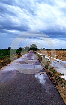 village landlord road water