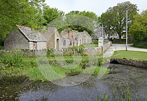 Village Pond & Post Office Row