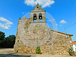 church in Villarino de Manzanas, Zamora photo