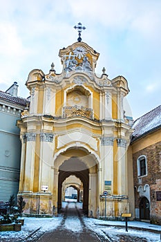 Vilnius, Lietuva - 04.01.2019: Basilian monastery gate in the Old Town in Vilnius in Lietuva