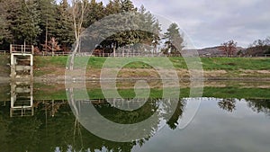 Vinchiaturo - Panoramica del laghetto dalla riva