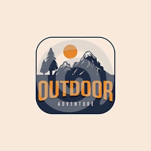 Vintage adventure logo Premium Vector