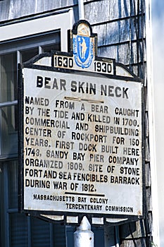 Vintage Bearskin Neck Welcome Sign photo