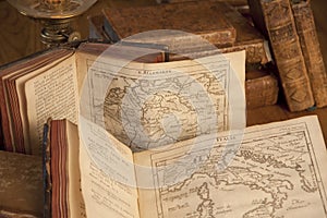 Antico libri vecchio mappe 