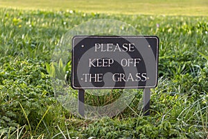 Vintage Caution Sign: Please Keep Off the Grass