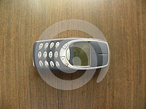 Vintage cell phone with keypad