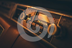 Vintage Classic Car Radio