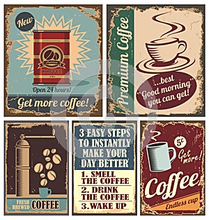 Starodávný káva plakáty a kov známky 