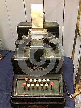 Vintage Daltan Adding Listing and Calculating Machine, Cincinnati, Patent 1912