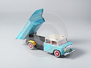 Vintage dump truck tin toy