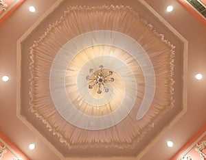 Vintage luxury chandelier ceiling lamp light bulbs