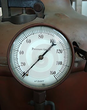 Vintage manometer