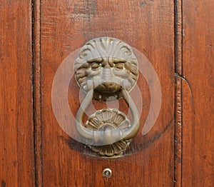 Vintage old knock on the door