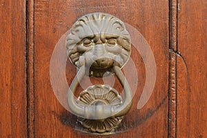 Vintage old knock on the wooden door