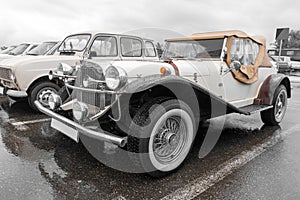 Oldtimer Mercedes Benz SSK - selective color isolation