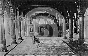 Vintage Photo of Well of Knoledge The Gyanvapi, the original holy well between the temple