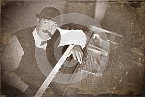 Vintage piano player