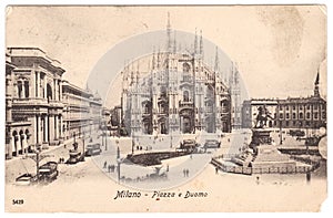 Vintage postcard. Cathedral Square, Piazza del Duomo, Milan