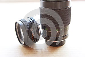 Vintage quality and manual photographic lenses