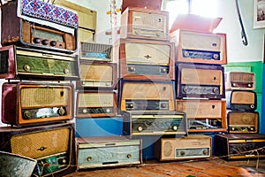 Vintage radio tuner receivers