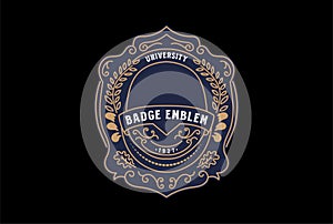 Vintage Retro University Campus Collage Education Badge Emblem Label Logo Design