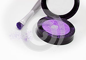 Violet eyeshadow with brush