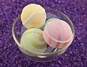 Violet salt and bath balls