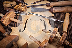 Violin belly and work tools