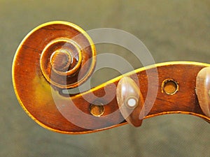 Violin Head Music Instrument Retro Inspire Pinhole View