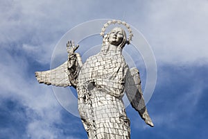Virgen del Panecillo, photo
