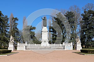 Virgilio monument, mantua, italy photo