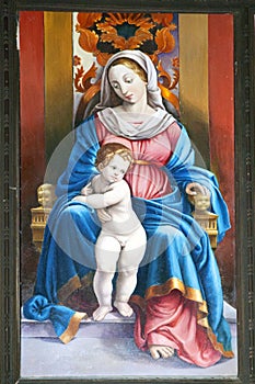 Virgin Mary with baby Jesus photo