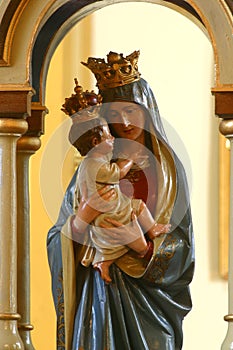 Virgin Mary with baby Jesus