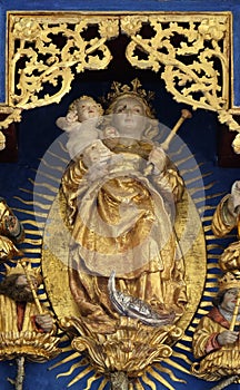Virgin Mary with baby Jesus photo