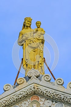 Virgin Mary Jesus Statue Roof Cathedral Duomo Pisa Italy