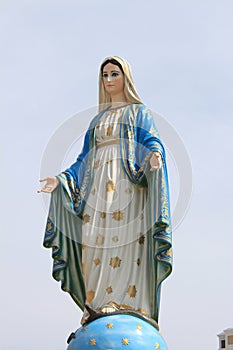 Virgin mary statue