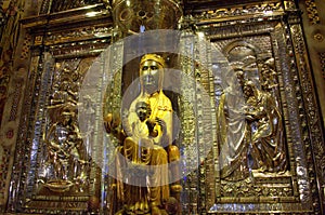 Virgen de  