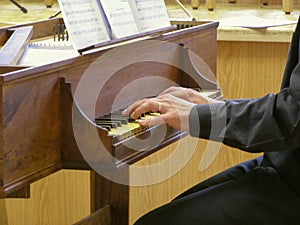 Virginal or spinet harpsichord