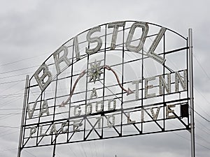 Bristol Virginia Bristol Tennessee sign photo