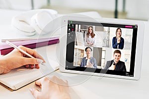 virtual conference online presentation team tablet