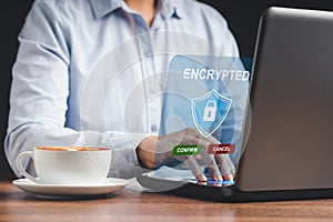 The virtual screen is encrypted to protect data personal on the network system