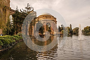 visit of the Palace of Fine Arts and its gardens in the city of San Francisco