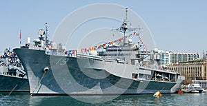 Visit of US navy 7th Fleet flagship in the russia Vladivostok
