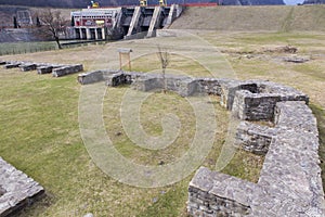 Visiting the Arutela Roman fort ruins 